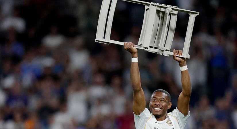David Alaba is távozott a Real Madridtól, és a „híres szék” is előkerült – VIDEÓ