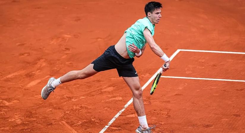 Szerb játékos búcsúztatta Marozsánt a Roland Garros első fordulójában