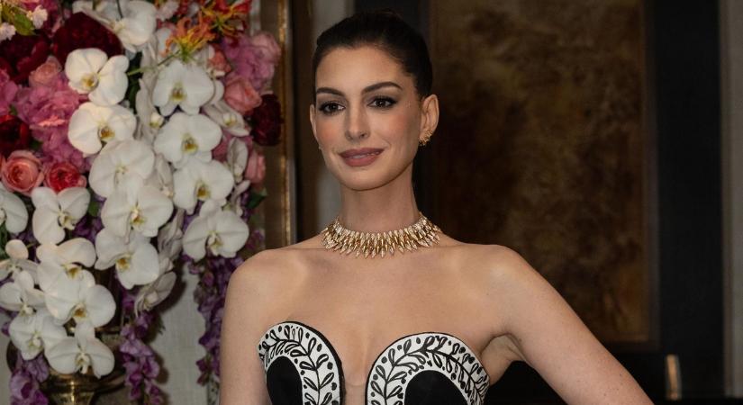 Anne Hathaway kitálalt betegségéről: egy évtizeden át vak volt egyik szemére