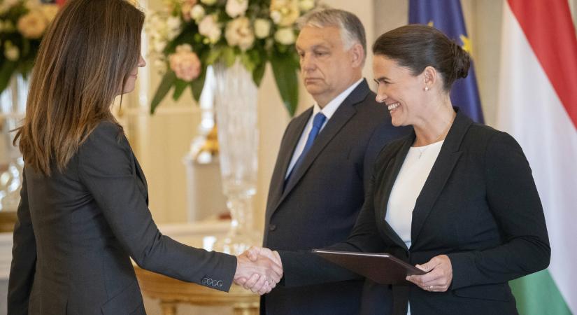 Közzétette a kegyelmi ügy dokumentumait a Sándor-palota