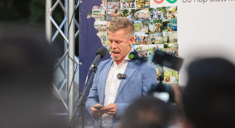 Ötvenöt új államtitkárt neveztek ki, kedden állnak munkába