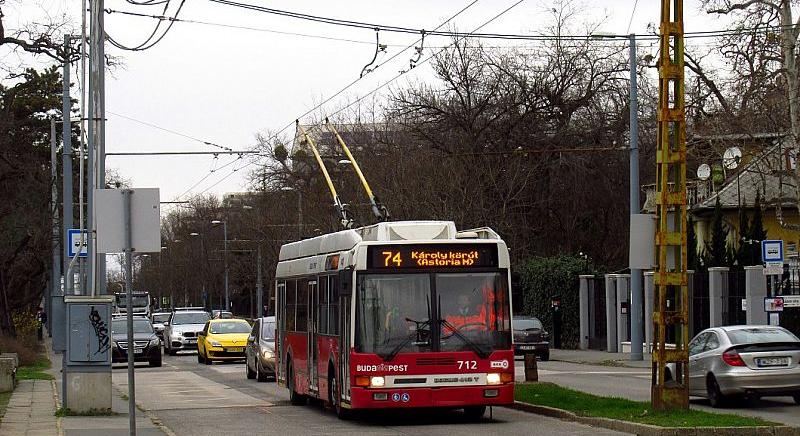Őszre sem maradunk klasszikus Ikarus-trolik nélkül