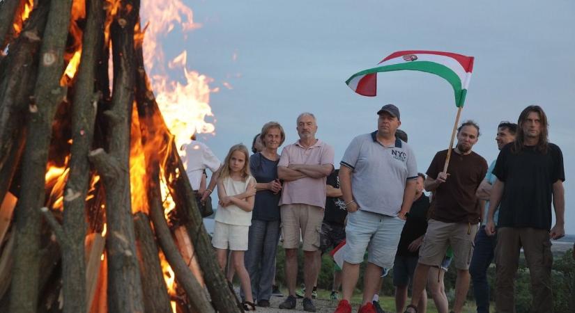 Idén is fellobban az Összetartozásunk Tüze – Siklós is csatlakozik