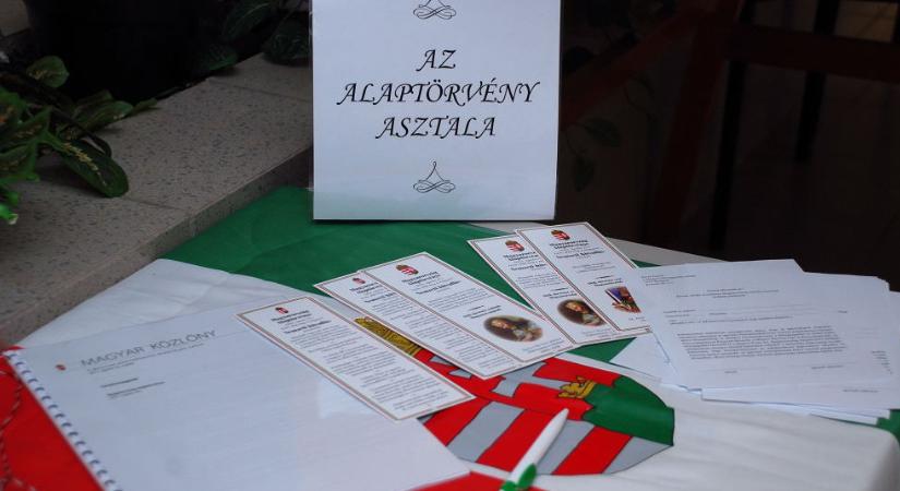 Ha ziccerbe kerülsz, a gólt be kell lőni…
