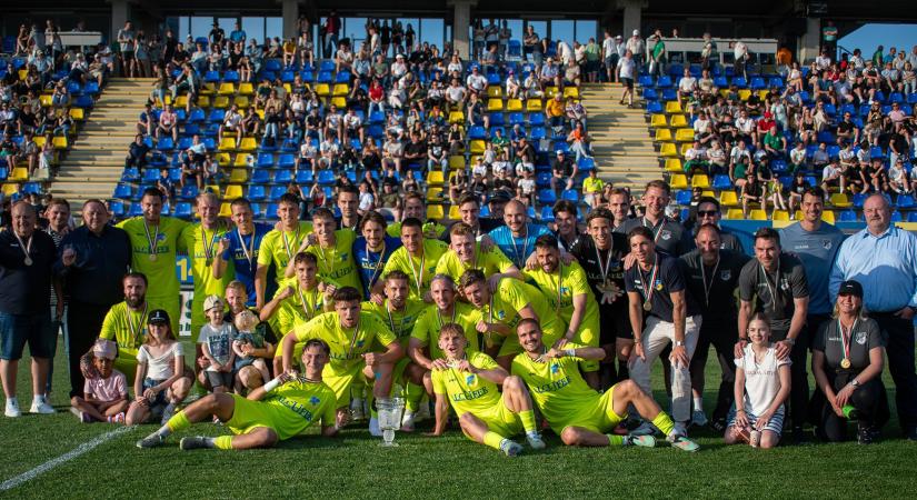 Megkapta az aranyérmet a Gyirmót FC, jöhet az osztályozó!
