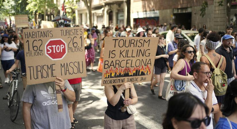 Barcelonából már elhajtanák a turistákat – betelt a pohár, vége a dalnak