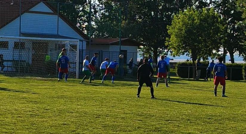 Vármegye III: a Balatonberény Kéthelyen, a Mike pedig Szabáson nyert