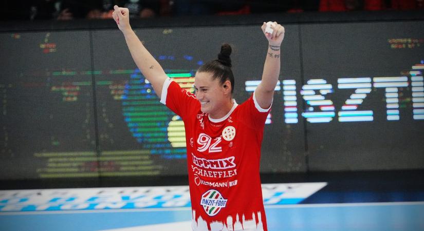 Könnyes búcsú: a szezon végén visszavonuló Hornyák Dóra utolsó hazai meccsét játszotta a DVSC-ben