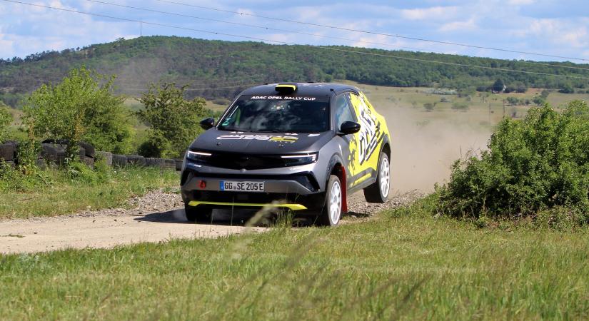 Ritka Opel járt Magyarországon, kipróbáltuk