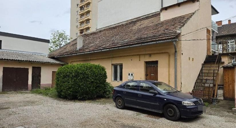 Ennél olcsóbban nem találsz lakást a győri belvárosban - fotók