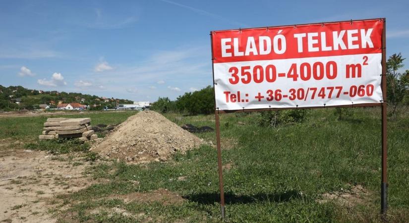Most akkor lesz vagy nem lesz új bevásárlóközpont Szekszárd északi részén?