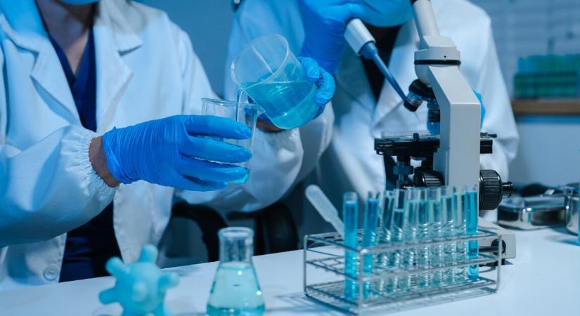 Újra egyre csak terjed az ebola Afrikában, súlyos számokat közölt a WHO