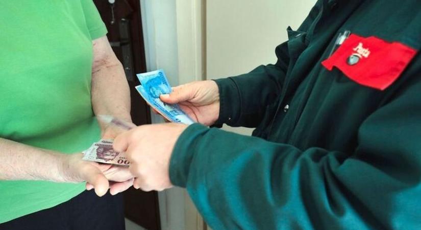 Komoly pénz érkezik a nyugdíjasoknak – elindult a folyósítás