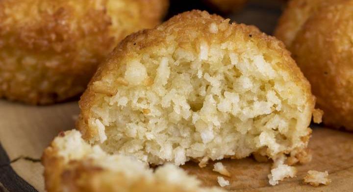 Ez a kókuszos keksz pillanatok alatt elfogy: gyors, egyszerű recept