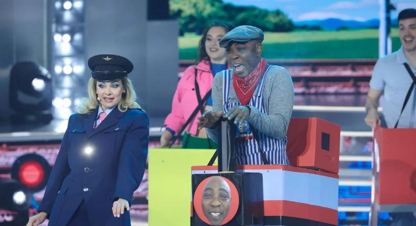 Megható pillanat – közös fotón Fekete Pákó és édesapja