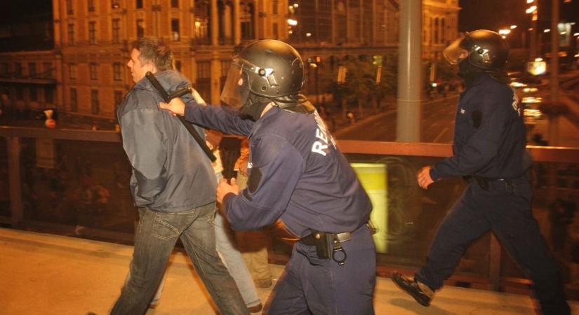 A 2006-os gyurcsányi rendőrattak egyik kulcsfigurája Magyar Péter kormányának rendészeti államtitkára