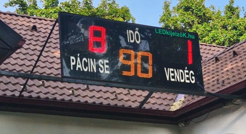 Nincs ősz, de a piros lapok úgy potyogtak, mint a falevél – a verekedés sem maradt el