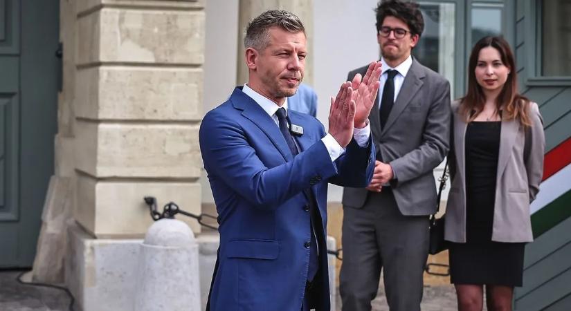 Magyar Péter felelőtlen ígérgetéseinek a középosztály ihatja meg a levét