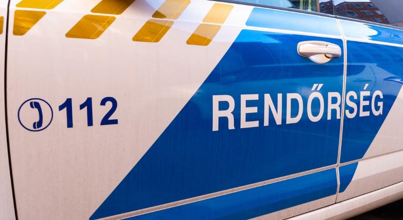 Hatalmas baleset történt a 85-ös főúton, szirénázva érkeztek a helyszínre az egységek