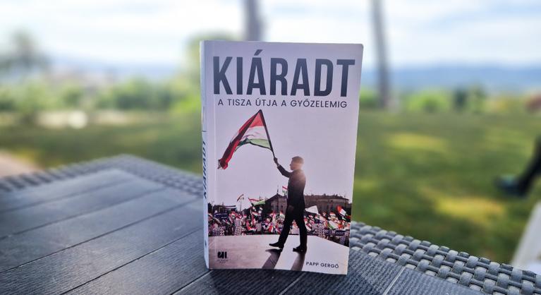 Mindent elsöprő bestseller a fiatal politológus titkokat leleplező krónikája a Tisza diadalmenetéről
