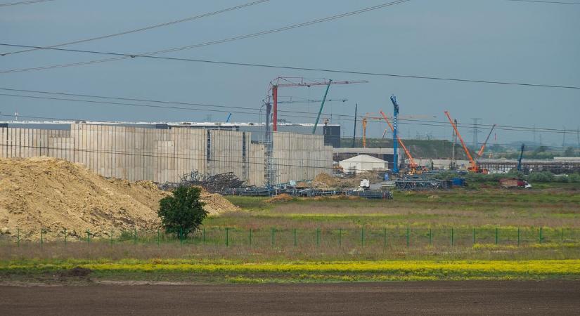 Újabb kritika érte a szegedi beruházást, a BYD visszautasította a vádakat
