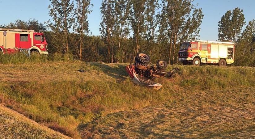 Halálos traktorbaleset történt a Kungyalu és Öcsöd közötti gáton