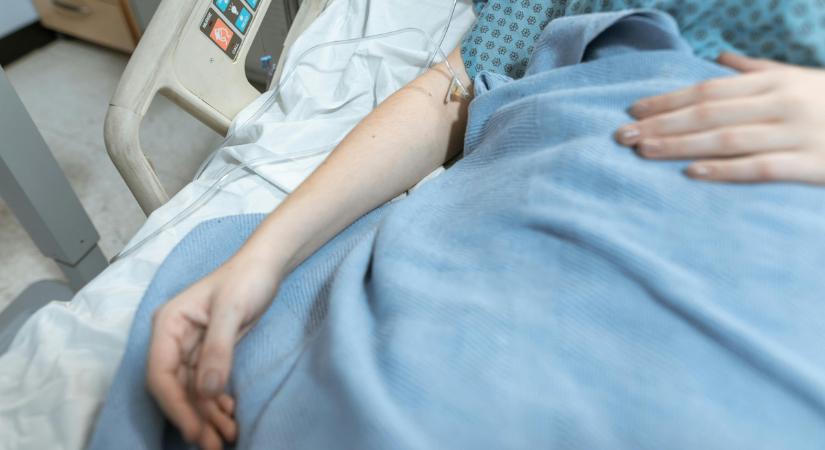 Elkapta az influenzát – nyaktól lefelé lebénult a 14 éves diáklány