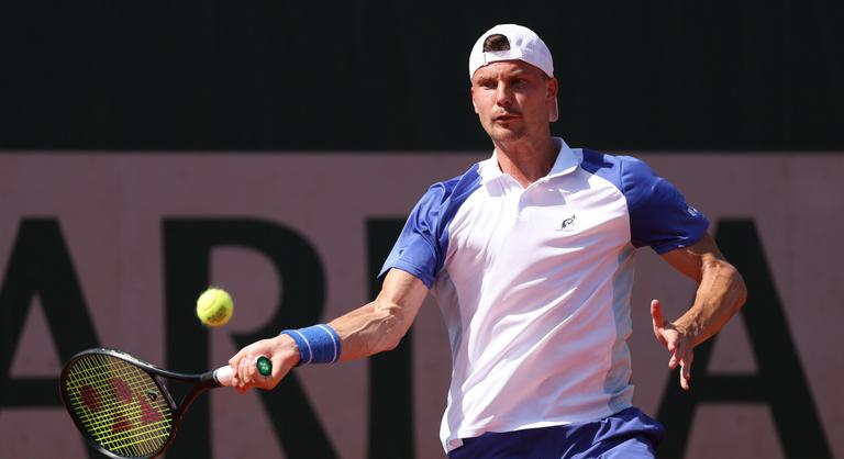 Szettelőnyről búcsúzott Fucsovics Márton a Roland Garros első fordulójában