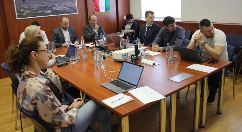 Ki lesz az év pedagógusa? A tanárok, a diákok és a szülők dönthetnek mostantól