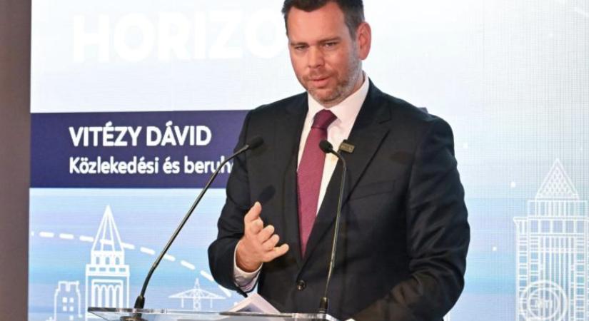 Vitézy Dávid: a kormány elkötelezett a Budapest Airport bővítése mellett