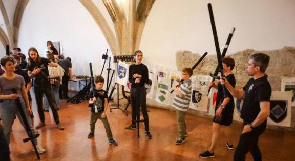 Megfelelő emberek a megfelelő helyen – Történelmi vívók a múzeumban
