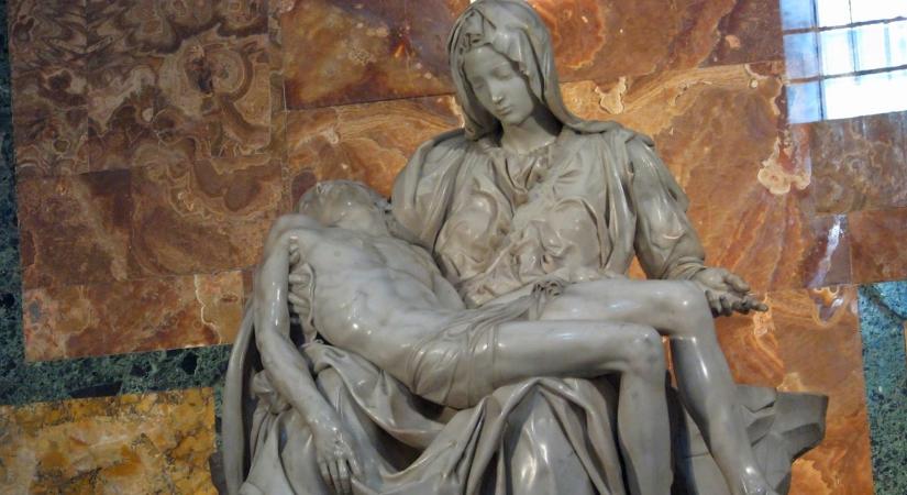 Pusztításba kezdett egy magyar férfi a Szent Péter-bazilikában, kalapáccsal verte szét Michelangelo szobrát
