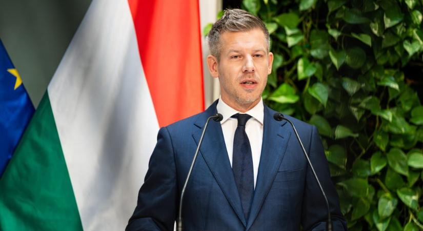 Magyar Péter: A kormány megnyitja a Karmelitát a gyermekvédelemben nevelkedő gyerekek előtt