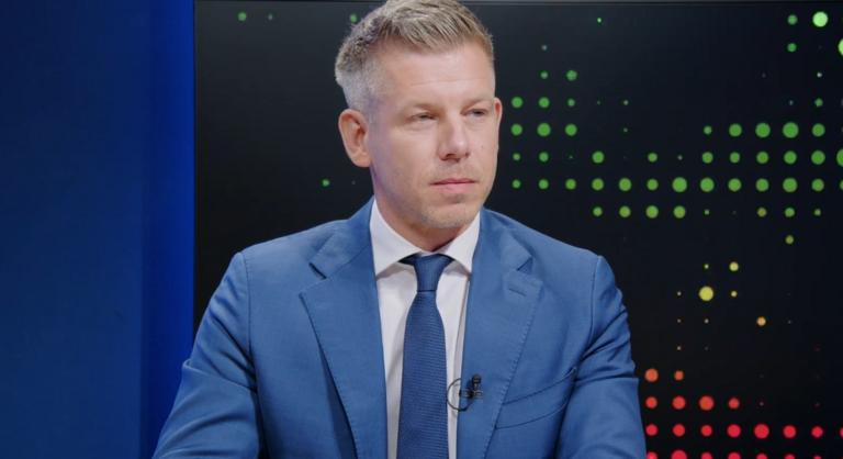 „Számtalan üzenetet kapok oligarcháktól, de el sem olvasom ezeket” – Magyar Péter szerint nem lesz kiegyezés