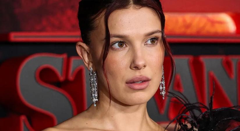 Bikinis képek kerültek ki az internetre a Stranger Things sztárjáról, mindenki erről beszél