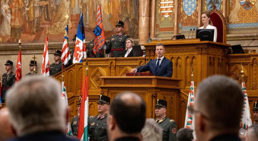 Ma kiderül, Magyar Péter hogyan bánik az ellenzéki képviselőkkel