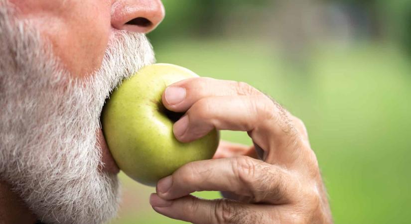 Késleltethető a szellemi hanyatlás – csak egy dologra kell jobban figyelni hozzá evés közben