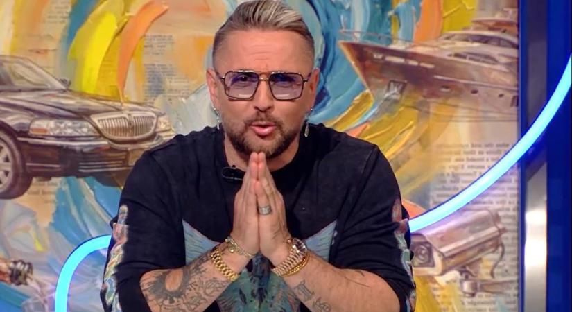 „Maradjon júni 30-ig, én azt kérem a Jóistentől” – Majka pénzzel fogadott arra, hogy Sulyok Tamás nem mond le tisztségéről
