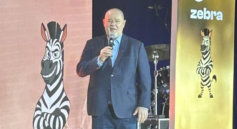 Az NKA-pénzek egyik nyertese fizette Kocsis Máté Zebra DPK-jának kampányrendezvényét