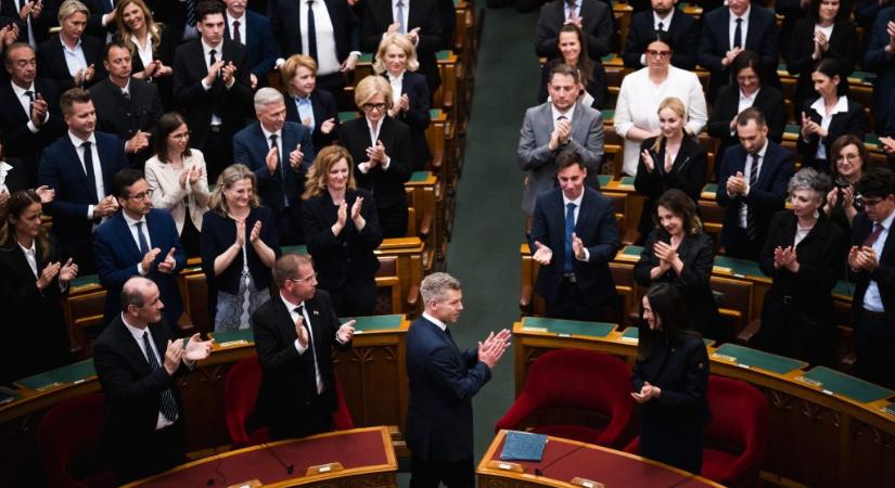 A vizsgálóbizottságok felállításáról és Kocsis Máté mentelmi jogáról döntenek a parlamentben