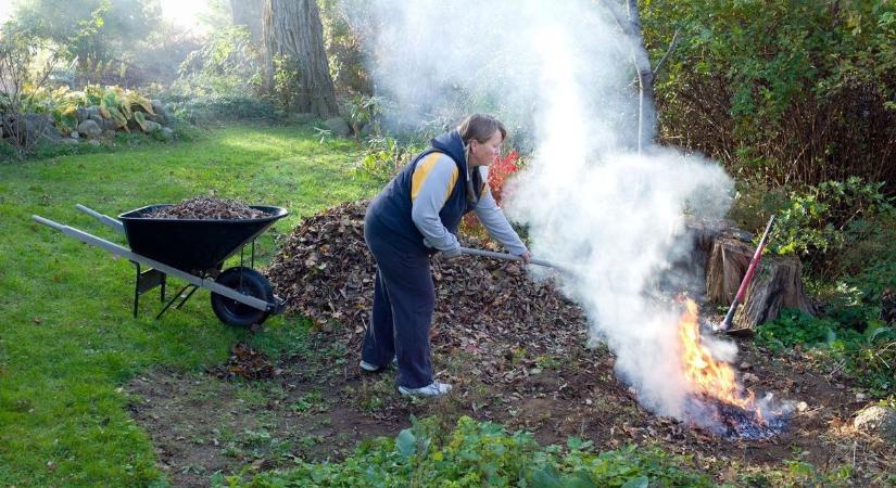 Szigorítás jön: többé nem lehet kerti hulladékot égetni a városban