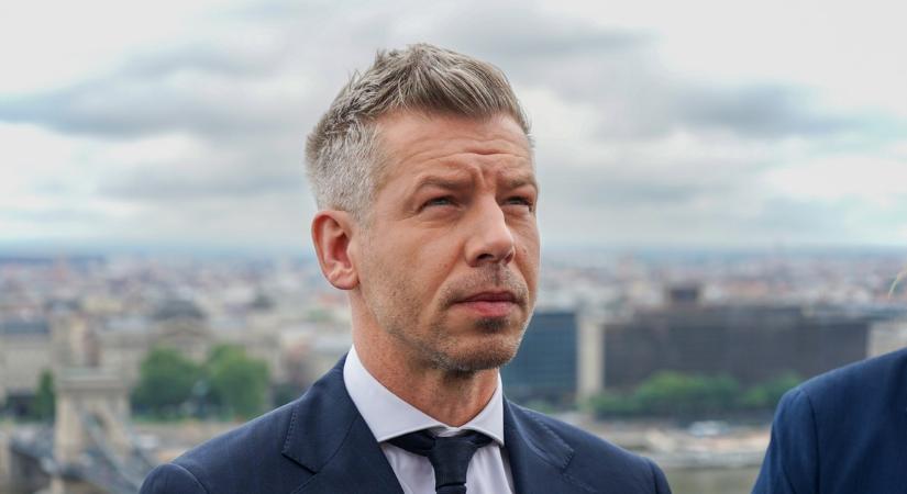 Jön a fizetéscsökkentés! Magyar Péter elmondta, kiket érint