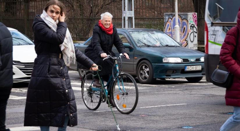 Nyugdíjas SZÉP-kártya: 1,3 millióan kaphatják meg a 200 ezer forintos juttatást