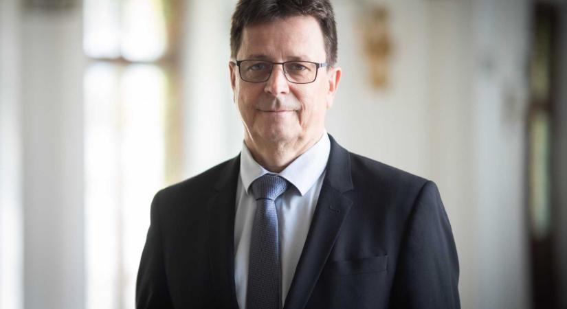 Helyettes államtitkár felel majd Budapesten a határon túli magyarokért