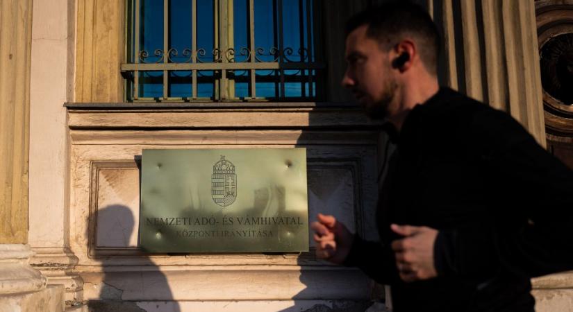 NAV: egymilliós bírság lehet a vége, ha erre a határidőre nem figyelnek a cégek