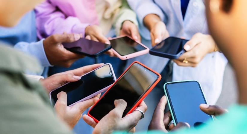 Évekig bírhatja pluszban a telefonod: Ezt a 2 százalékot kell nézd töltésnél