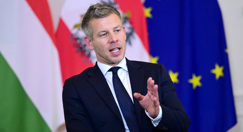 Magyar Péter módosító javaslatot nyújtott be a Tisza Párt Alaptörvény-módosításához