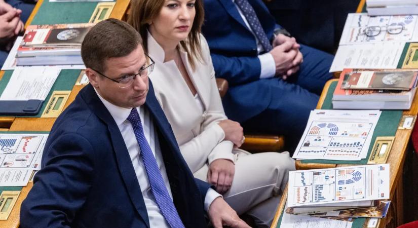 Gulyás Gergely győzelemként értékeli, hogy marad a keresztény kultúra védelméről szóló mondat az Alaptörvényben