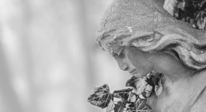 Nem tudta legyőzni rettenetes betegségét, 49 éves korában meghalt a legendás válogatott focista