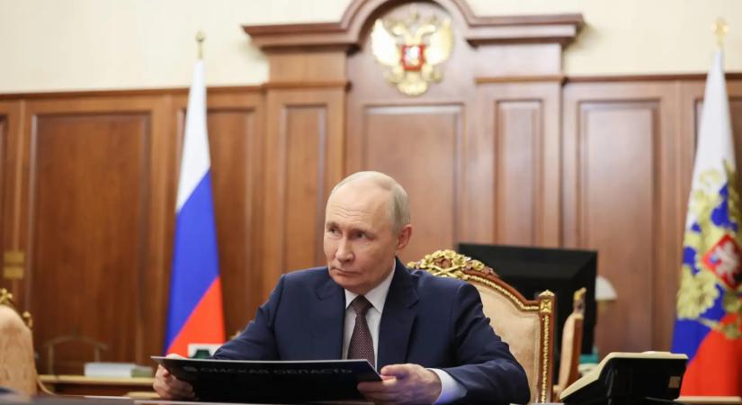 Brit lapok: fegyveres felkelés szerveződik Putyin ellen, az orosz ellenzéki vezető erőszakos hatalomátvételre szólít fel